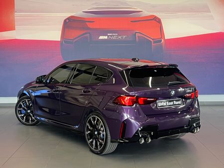 2025-BMW-1-Series-M135-xDrive-Auto_6
