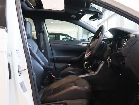 2024-Volkswagen-Polo-20-GTI-Auto-147kW_12