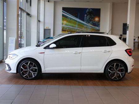 2024-Volkswagen-Polo-20-GTI-Auto-147kW_5