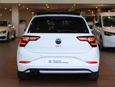 2024-Volkswagen-Polo-20-GTI-Auto-147kW_8