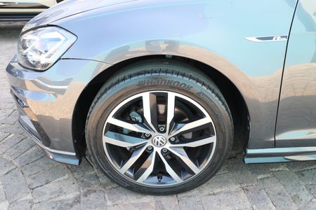 2018-Volkswagen-Golf-VII-20-TDI-Comfortline-Auto_24