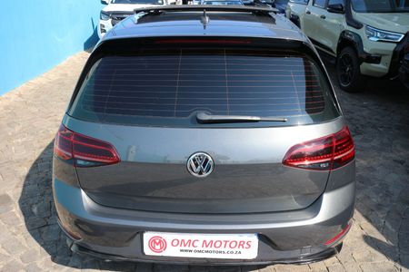 2018-Volkswagen-Golf-VII-20-TDI-Comfortline-Auto_5