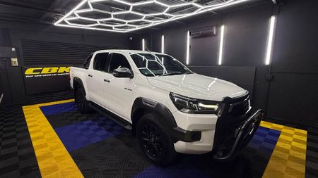 2021-Toyota-Hilux-28-GD-6-Raised-Body-Legend-4x4-Auto-Double-Cab_0