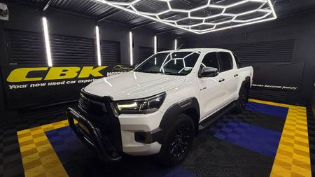 2021-Toyota-Hilux-28-GD-6-Raised-Body-Legend-4x4-Auto-Double-Cab_3