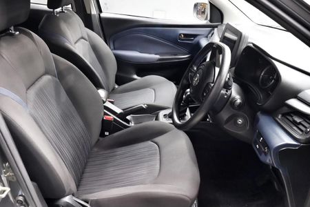 2024-Toyota-Starlet-15-XS-Auto_12