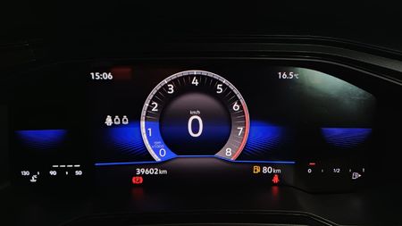 2023-Volkswagen-Polo-10-TSI_7
