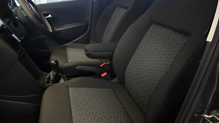 2026-Volkswagen-Polo-Vivo-14-Life_15