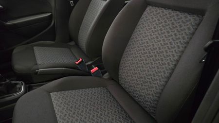 2026-Volkswagen-Polo-Vivo-14-Life_12