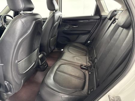 2015-BMW-2-Series-220d-Active-Tourer-Auto_3