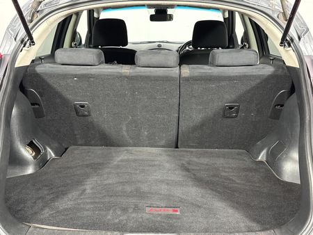 2013-Nissan-Juke-16-Acenta_12