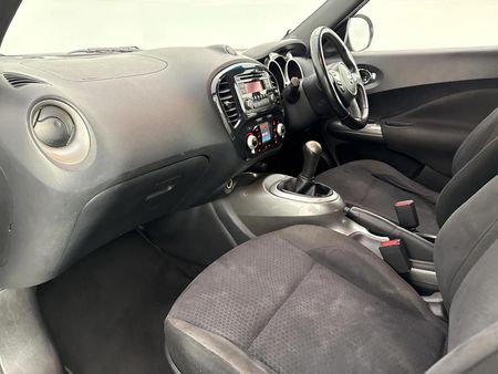 2013-Nissan-Juke-16-Acenta_8