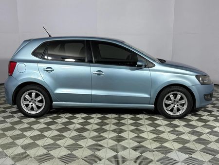 2012-Volkswagen-Polo-12-TDI-Bluemotion-5-dr_16