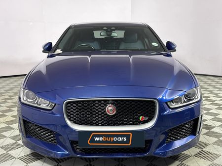 2016-Jaguar-XE-30-SC-S-Auto_14