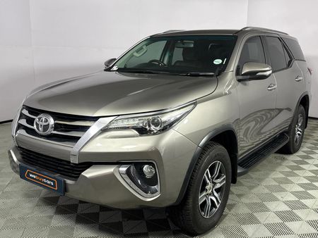 2016-Toyota-Fortuner-28-GD-6-4x4-Auto_0