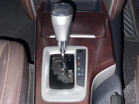 2016-Toyota-Fortuner-28-GD-6-4x4-Auto_10