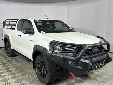 2025-Toyota-Hilux-28-GD-6-Raised-Body-Legend-4x4-Auto-Extended-Cab_10
