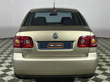 2014-Volkswagen-Polo-Vivo-14-Trendline_17