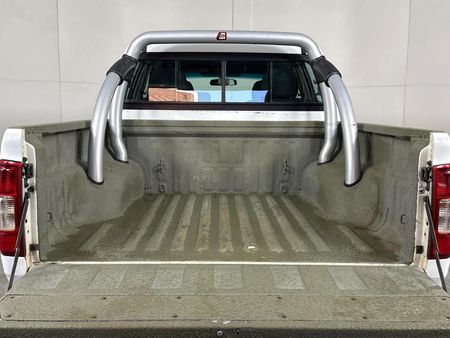 2005-Isuzu-KB-300-TDi-LX-Double-Cab_11