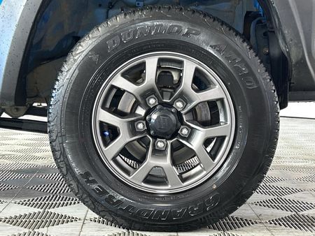 2024-Suzuki-Jimny-15-GLX_4