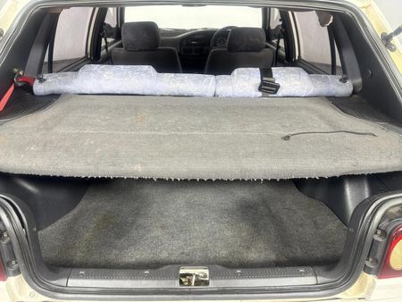 2001-Toyota-Tazz-130_13
