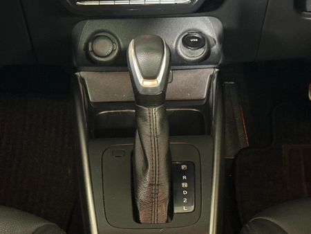 2024-Toyota-Starlet-15-XR-Auto_10