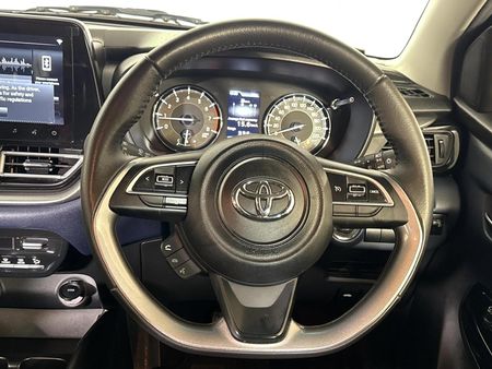 2024-Toyota-Starlet-15-XR-Auto_11