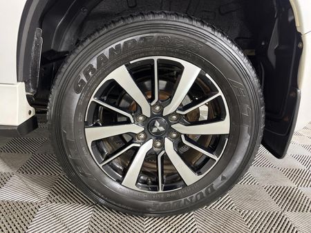 2019-Mitsubishi-Pajero-Sport-24D-4x4-Auto_4