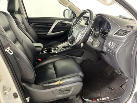 2019-Mitsubishi-Pajero-Sport-24D-4x4-Auto_7