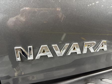 2020-Nissan-Navara-23D-Stealth-4x4-Auto-Double-Cab_11
