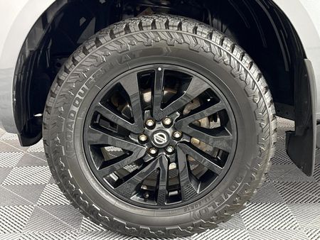 2020-Nissan-Navara-23D-Stealth-4x4-Auto-Double-Cab_4
