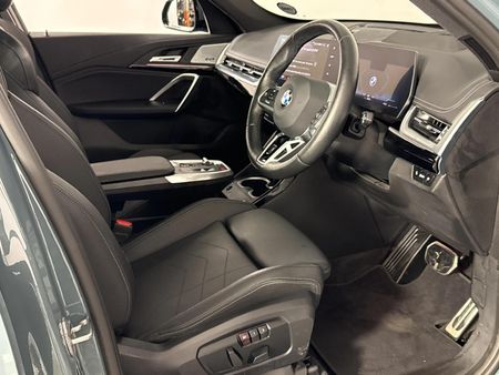 2023-BMW-X1-sDrive18i-M-Sport_9