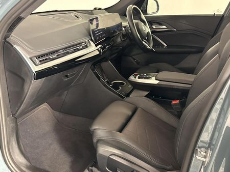 2023-BMW-X1-sDrive18i-M-Sport_8