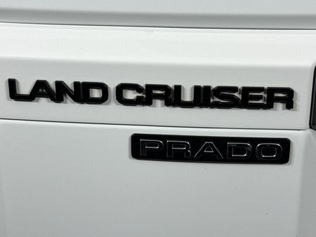 2025-Toyota-Land-Cruiser-Prado-TX-28GD-Auto_11