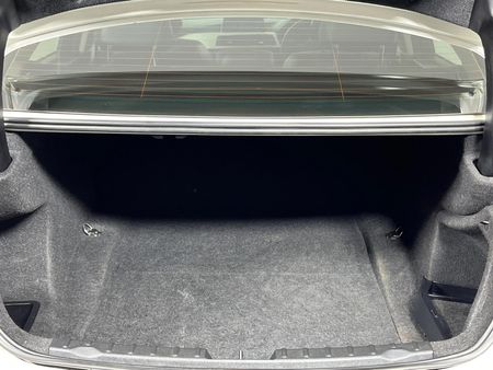 2014-BMW-3-Series-320i-Auto_14