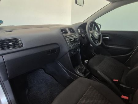 2022-Volkswagen-Polo-Vivo-14-Trendline-5-dr_4