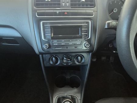2022-Volkswagen-Polo-Vivo-14-Trendline-5-dr_8