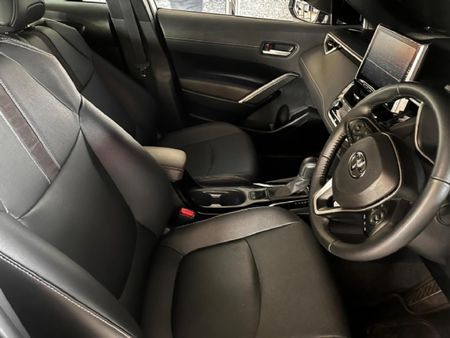 2025-Toyota-Corolla-Cross-18-XR-Hybrid_4