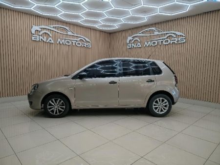 2015-Volkswagen-Polo-Vivo-GP-14-Trendline-5-dr_4