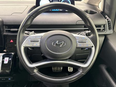 2022-Hyundai-Staria-22d-Luxury-Auto_10