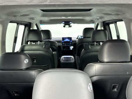 2022-Hyundai-Staria-22d-Luxury-Auto_13