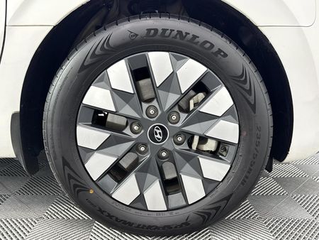 2022-Hyundai-Staria-22d-Luxury-Auto_4