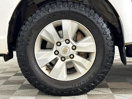 2018-Toyota-Hilux-24-GD-6-Raised-Body-SRX-Extended-Cab_2