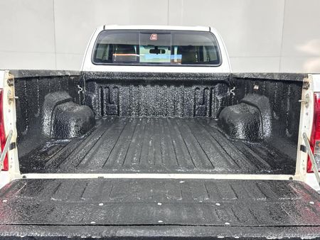 2018-Toyota-Hilux-24-GD-6-Raised-Body-SRX-Extended-Cab_8
