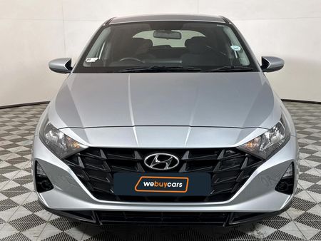 2024-Hyundai-i20-12-Motion_13