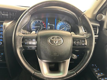 2021-Toyota-Fortuner-28-GD-6-Raised-Body-Auto_12