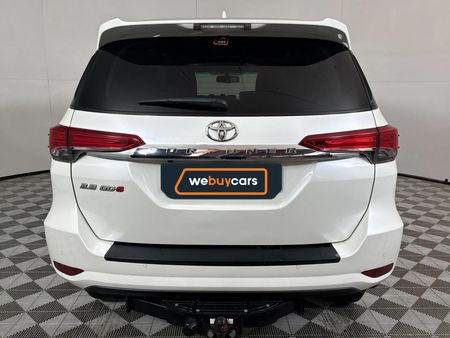 2021-Toyota-Fortuner-28-GD-6-Raised-Body-Auto_18
