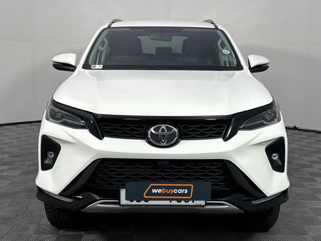 2025-Toyota-Fortuner-24-GD-6-RB-Auto_14