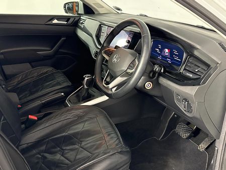 2023-Volkswagen-Polo-10-TSI-Life-Auto-DSG_9