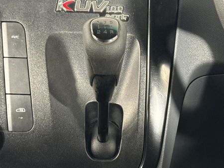 2020-Mahindra-KUV-100-12-K2-Dare_10