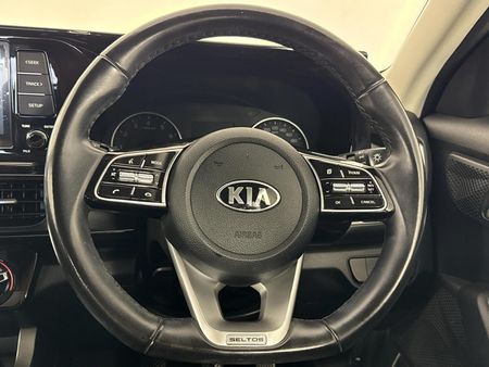 2020-Kia-Seltos-16-EX_11